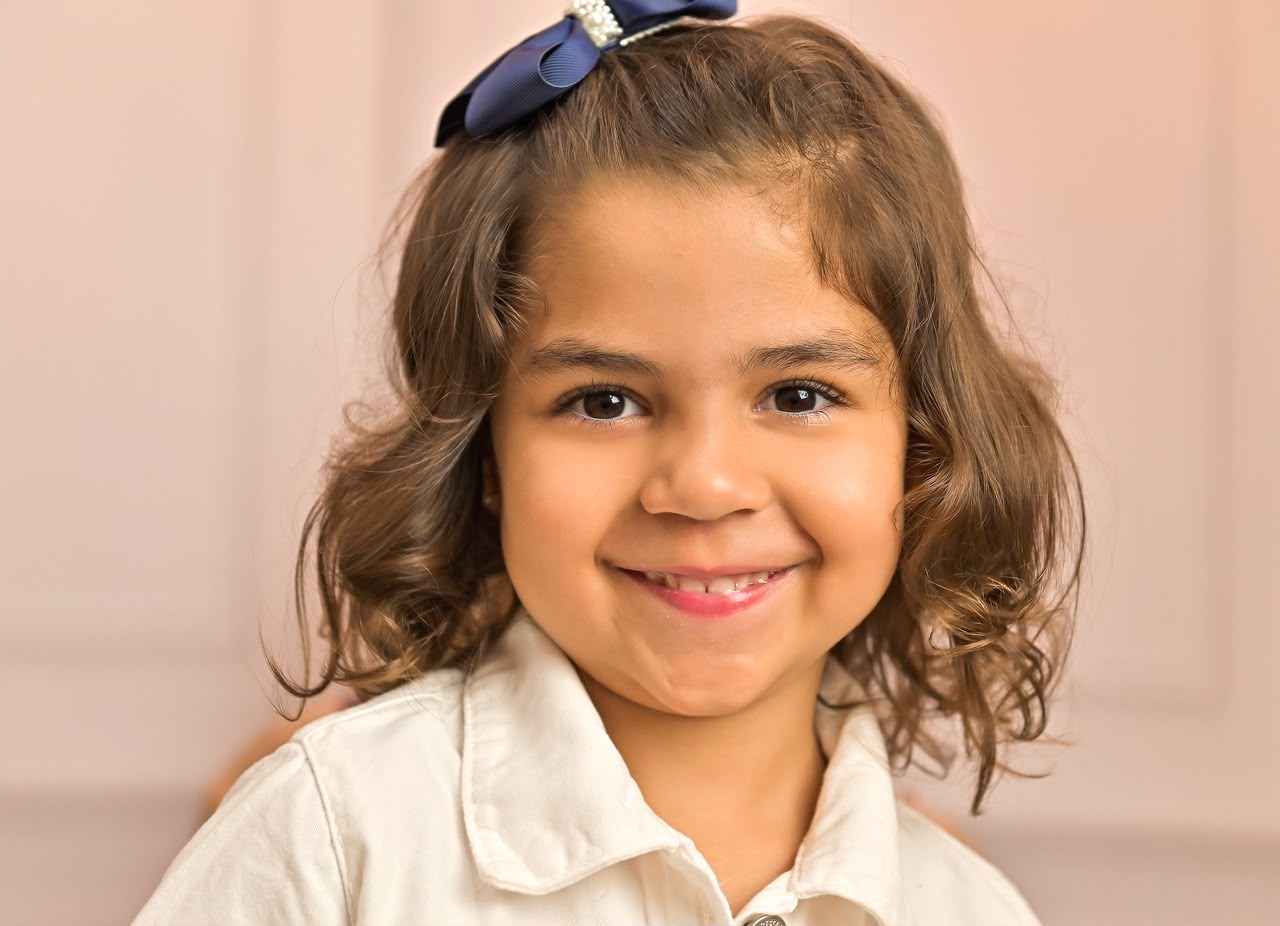 Gabriela sorrindo